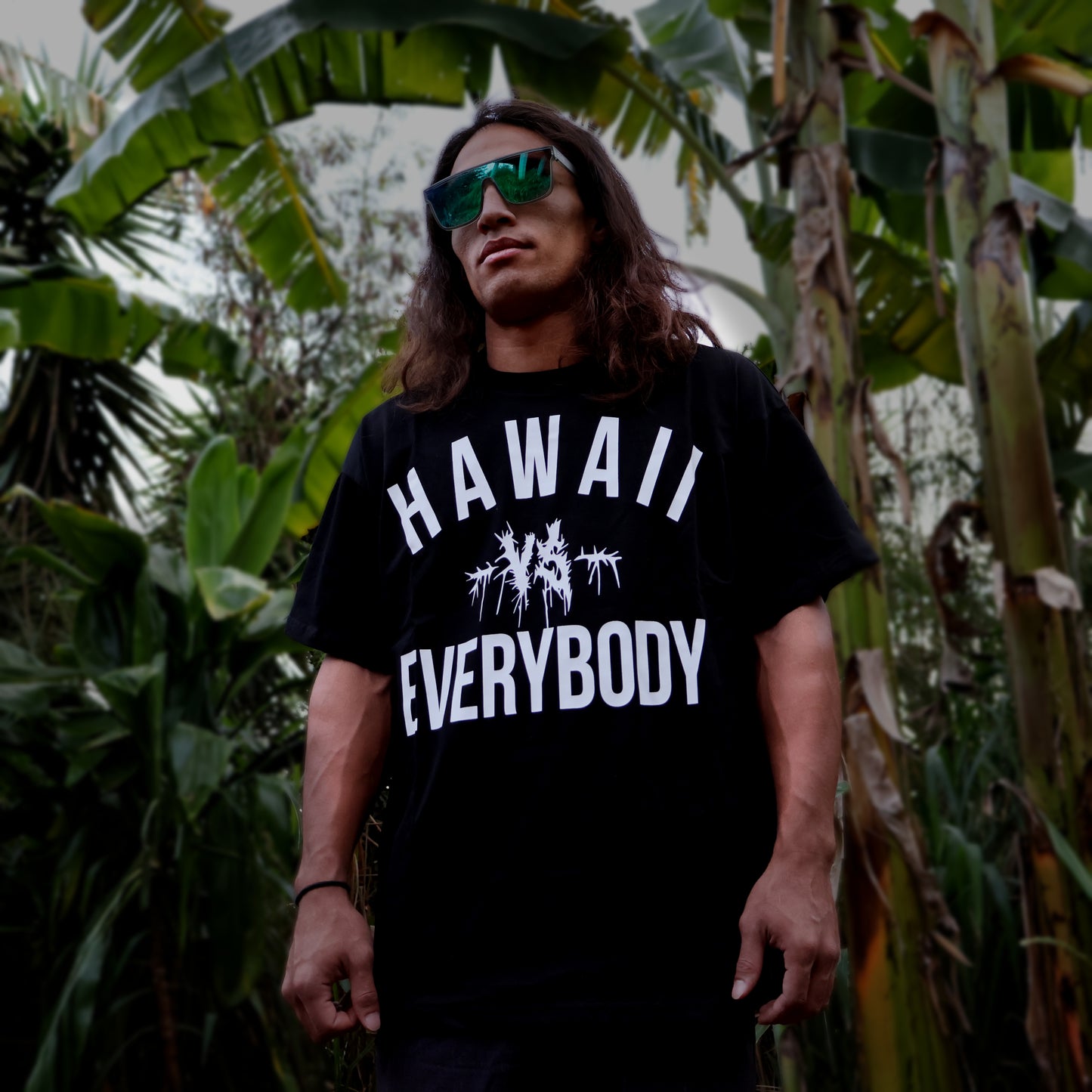 "HAWAII VS EVERYBODY" OVERSIZED TEE - BLACK